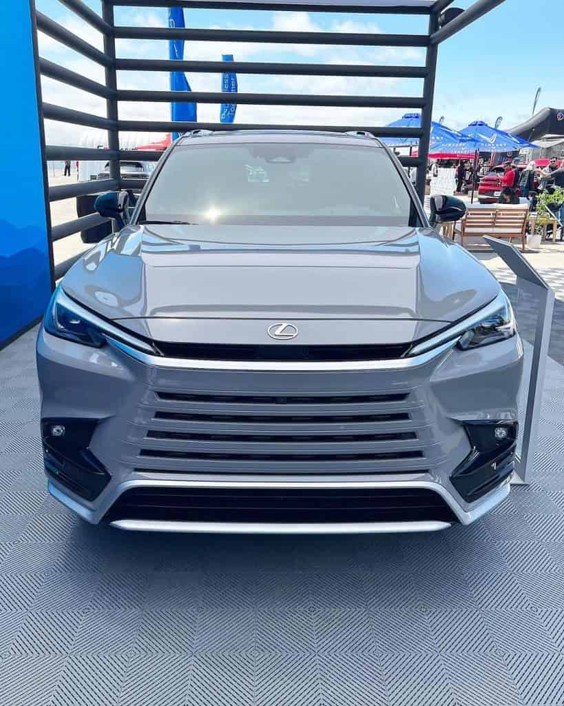 The Unveiling of the Remarkable 2024 Lexus TX SUV