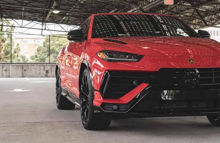 2023 Lamborghini UrUnveiling the Power-Packed 2023 Lamborghini Urus: A Luxury Performance SUVus Review, Price, and Specs