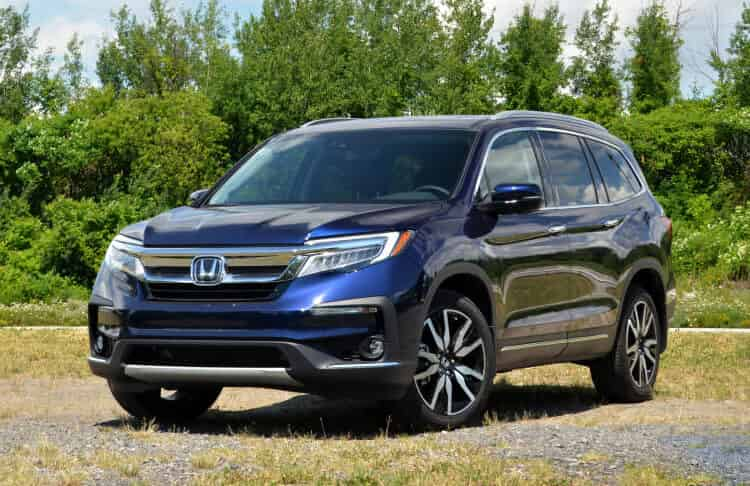 The 2022 Honda Pilot: A Reliable and Spacious Family SUV for 2024